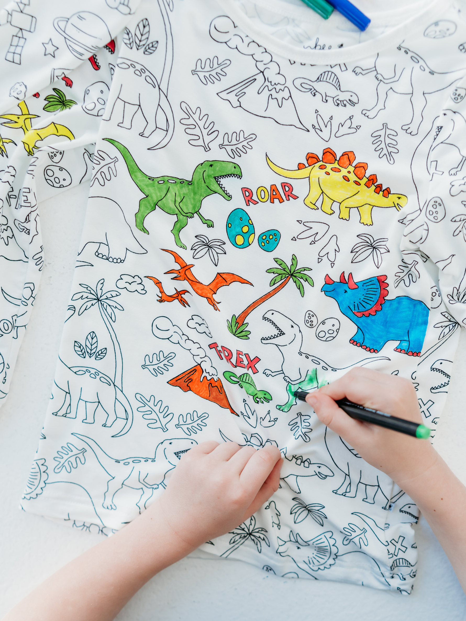 Fabric Markers Set for Customizing Coloring Pajamas - Savedra James