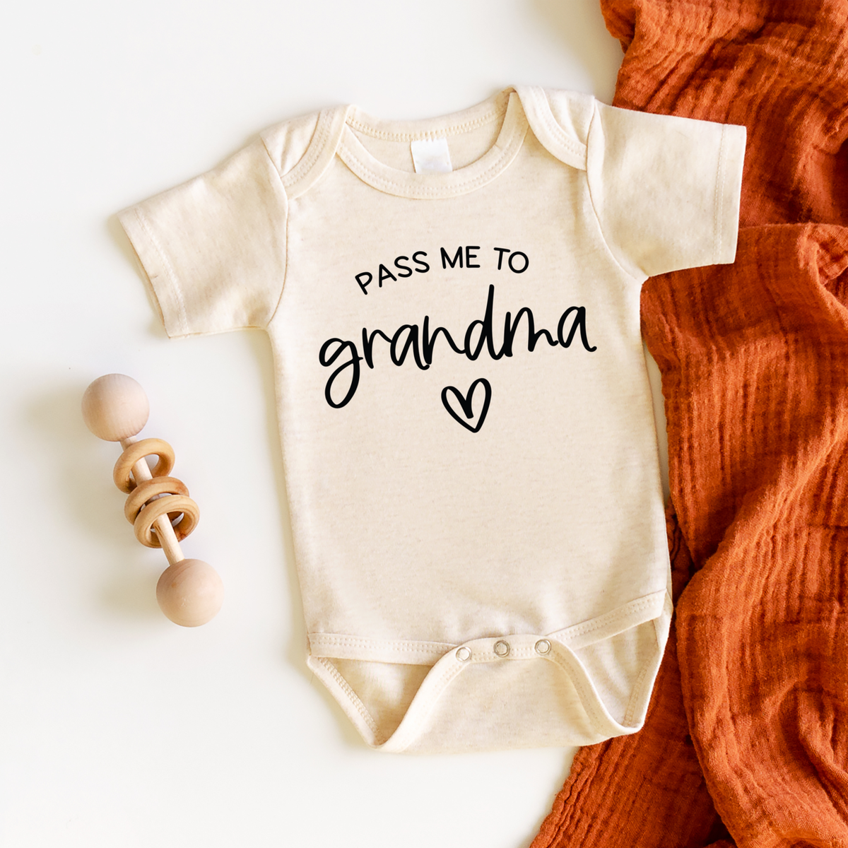 Pass me to Grandma, Grandparents Onesie